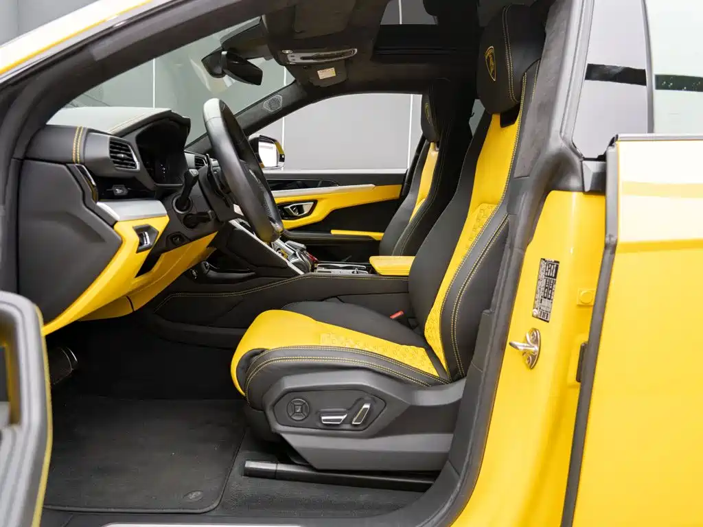Lamborghini Urus — фото 8