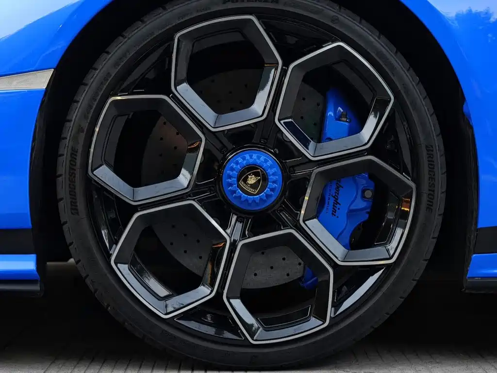 Lamborghini Huracán — фото 11