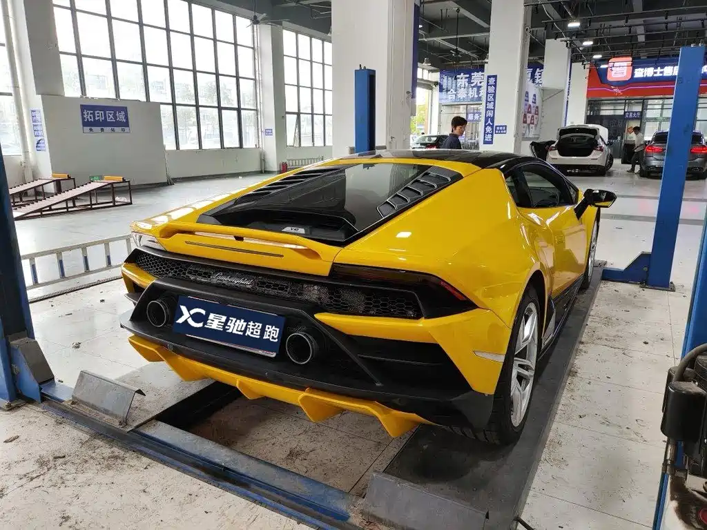 Lamborghini Huracán — фото 2