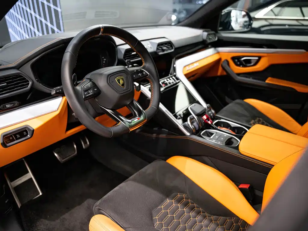 Lamborghini Urus — фото 5