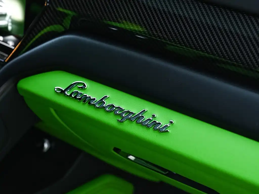 Lamborghini Urus — фото 20