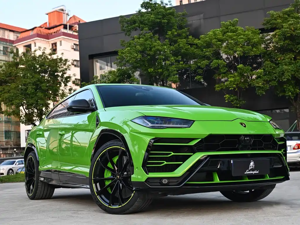 Lamborghini Urus — фото 3