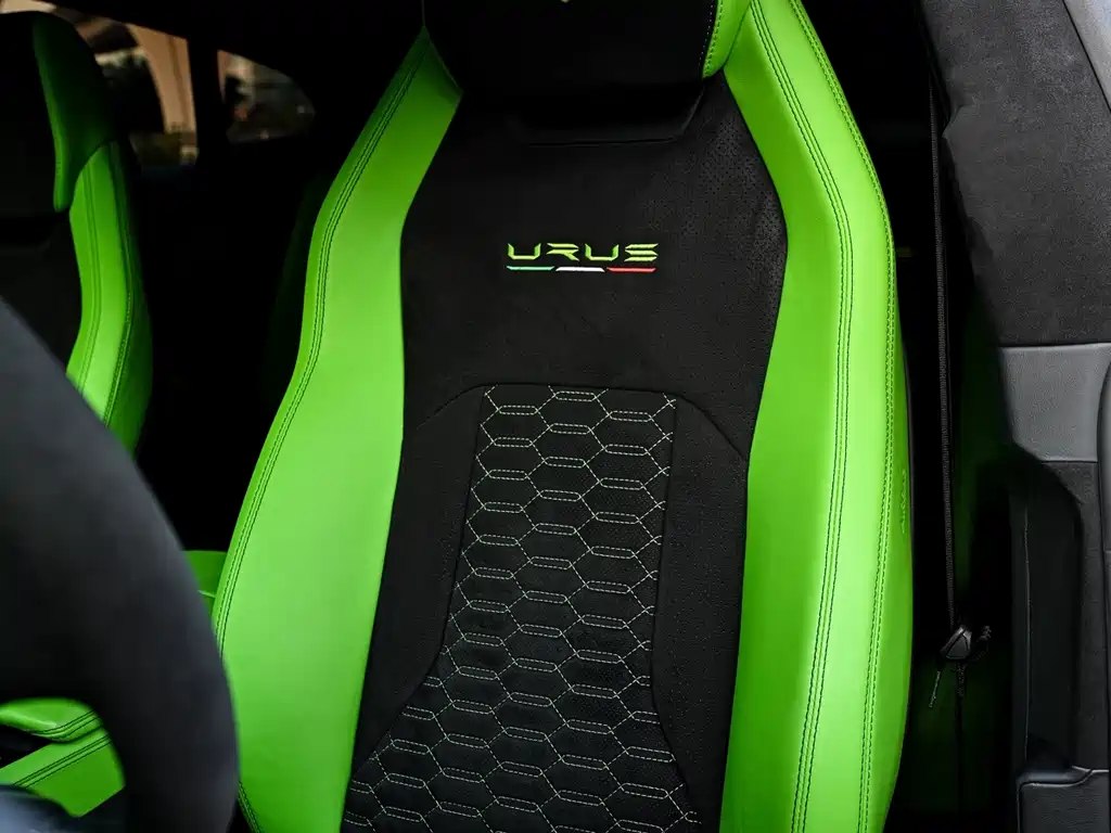 Lamborghini Urus — фото 27
