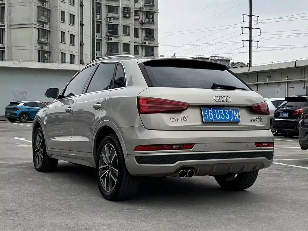 Audi Q3 — фото 7