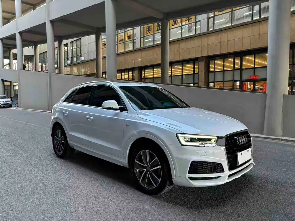 Audi Q3 — фото 3
