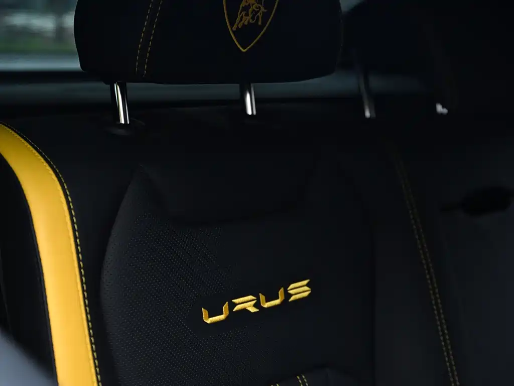 Lamborghini Urus — фото 18