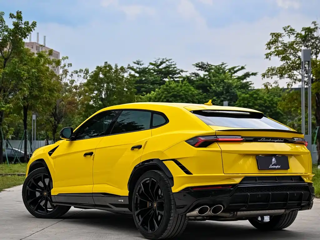 Lamborghini Urus — фото 5