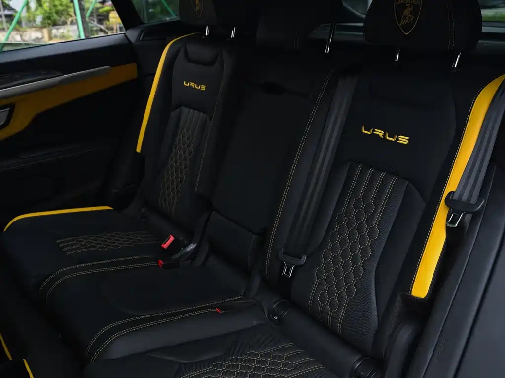 Lamborghini Urus — фото 8