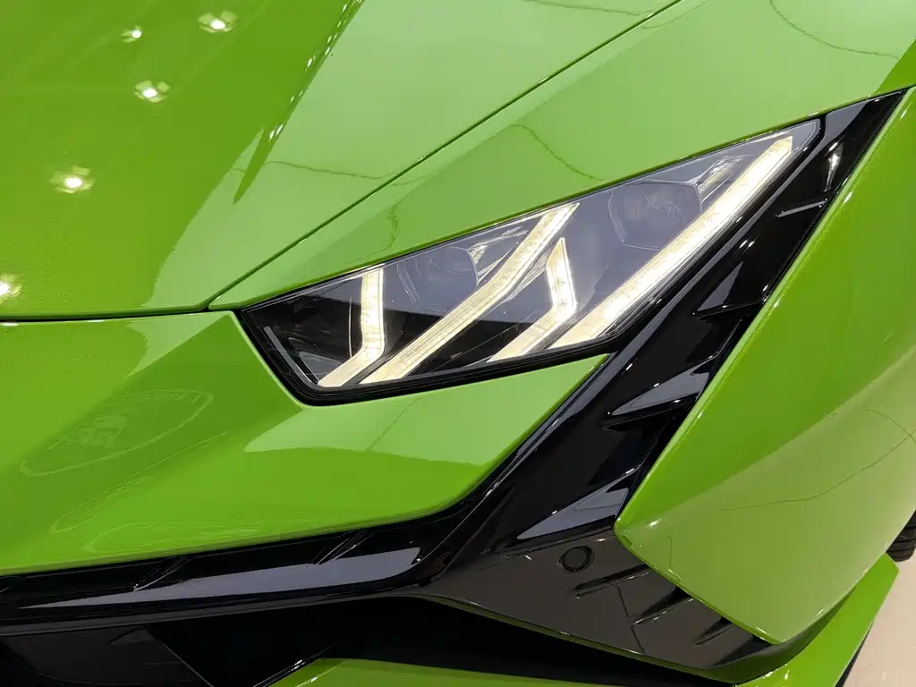 Lamborghini Huracán — фото 11