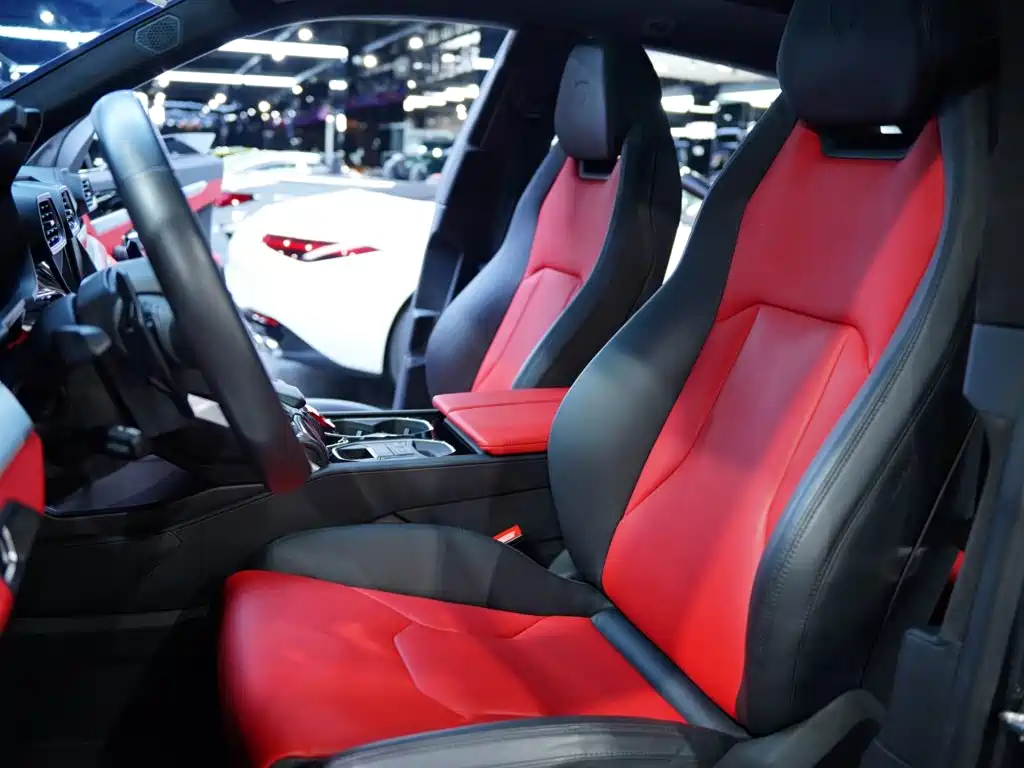 Lamborghini Urus — фото 19