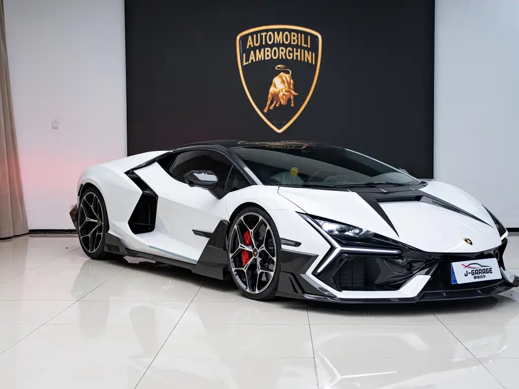 Lamborghini Revuelto — фото 3