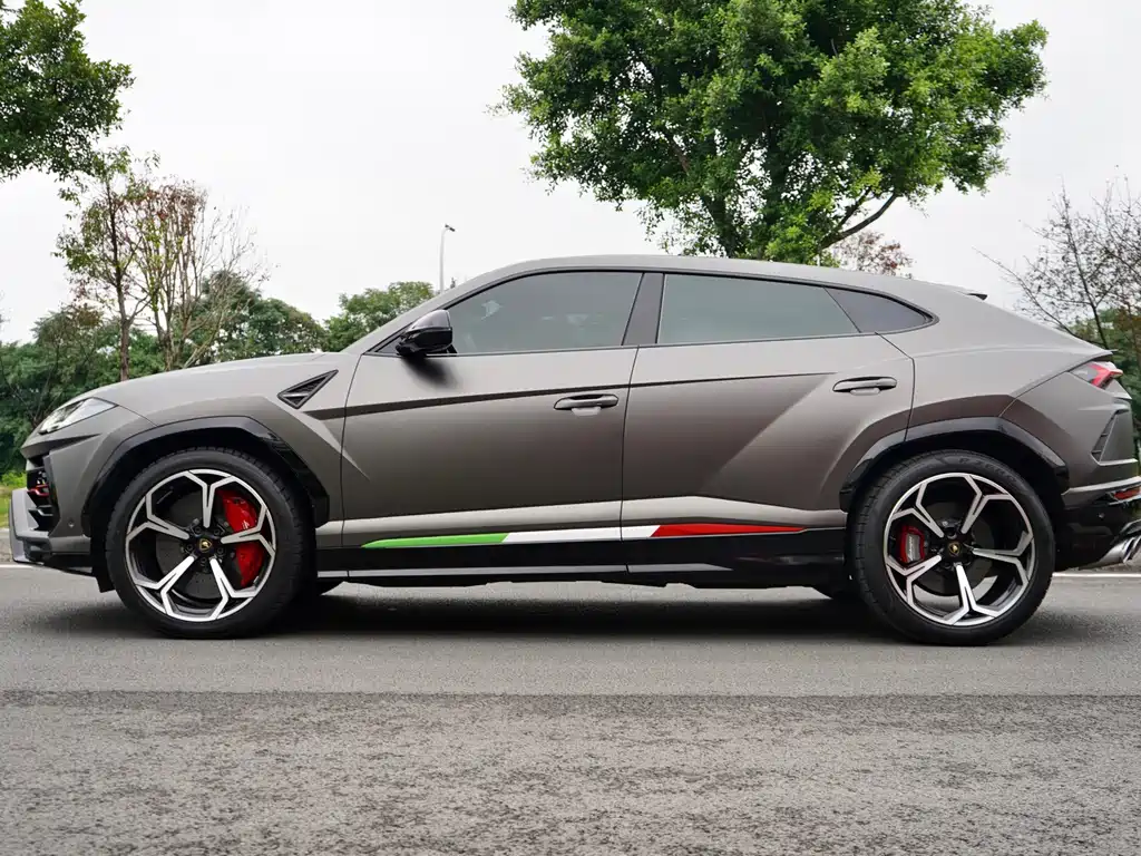 Lamborghini Urus — фото 3