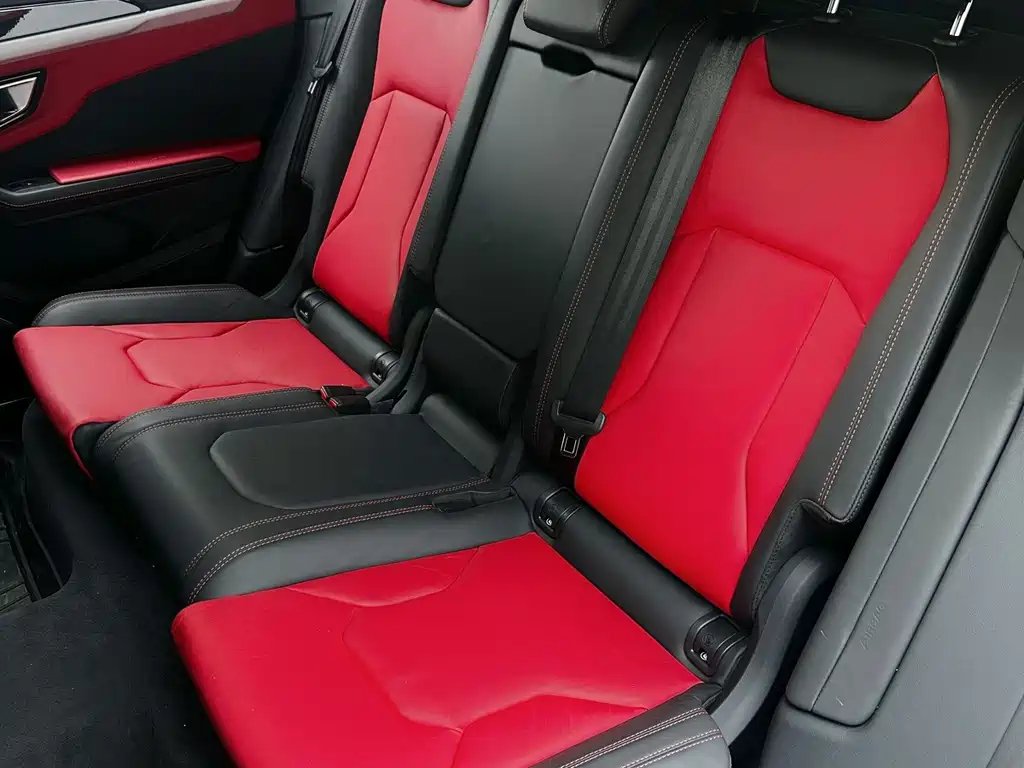 Lamborghini Urus — фото 23