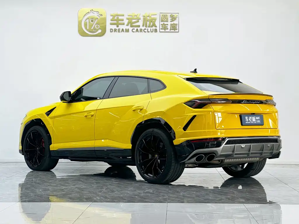 Lamborghini Urus — фото 6