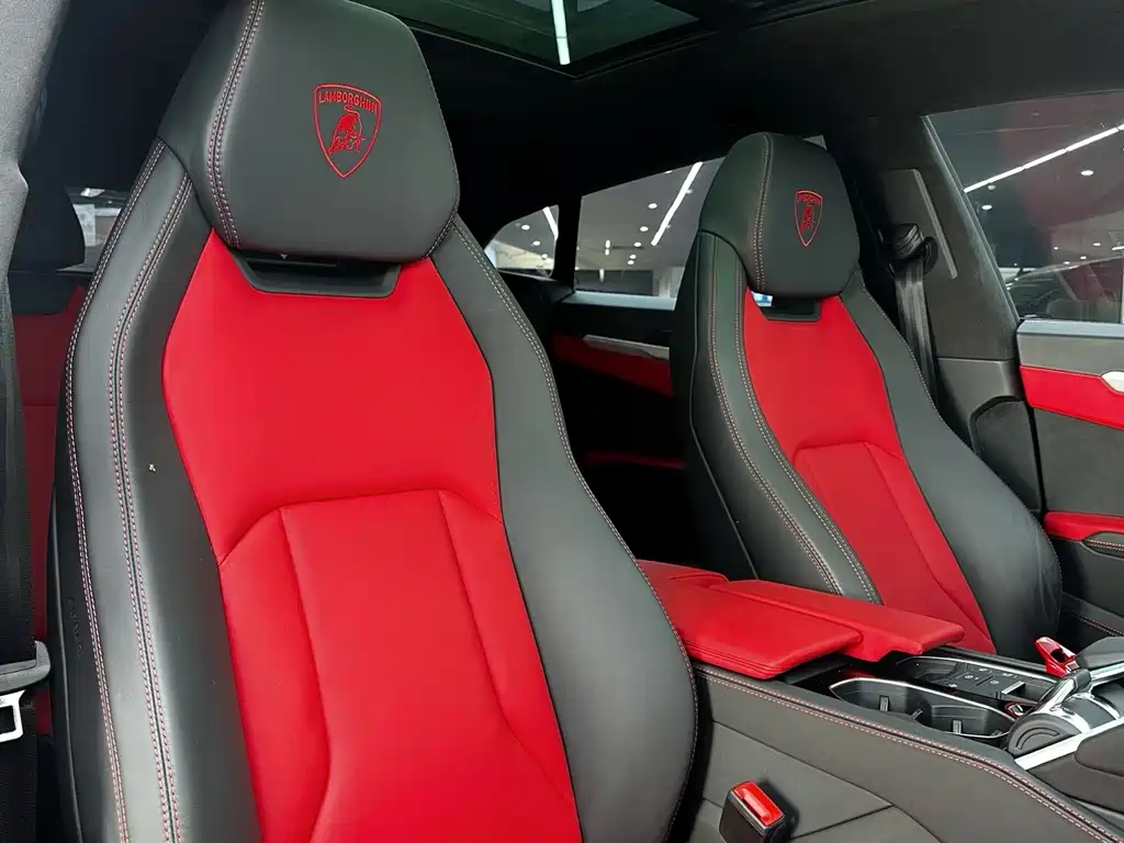 Lamborghini Urus — фото 10