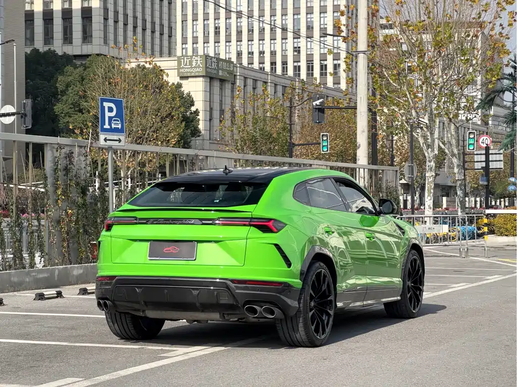 Lamborghini Urus — фото 5