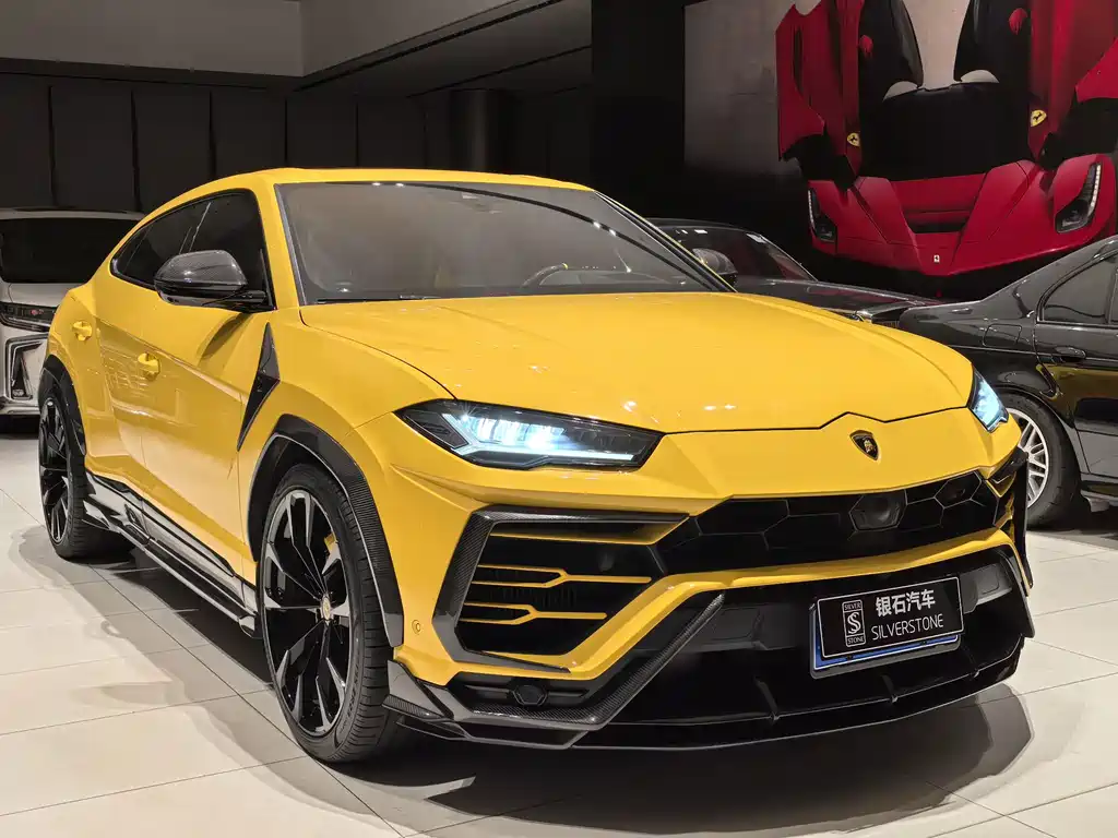 Lamborghini Urus — фото 2