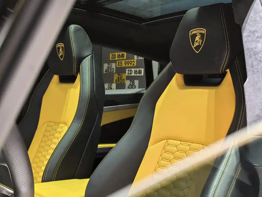 Lamborghini Urus — фото 9