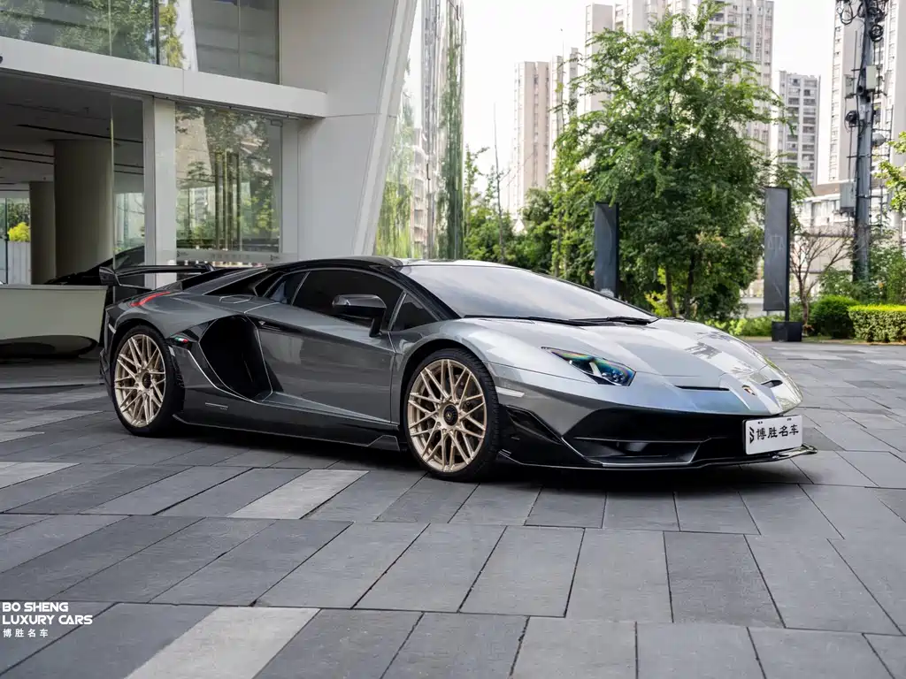 Lamborghini Aventador — фото 33