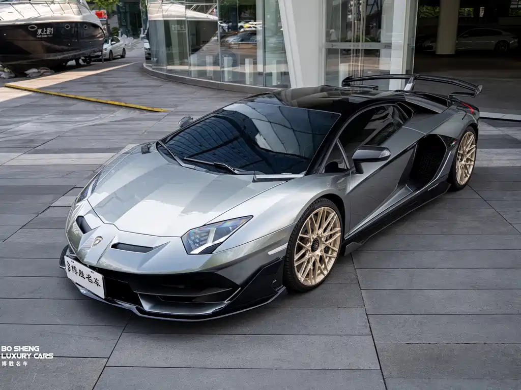 Lamborghini Aventador — фото 42