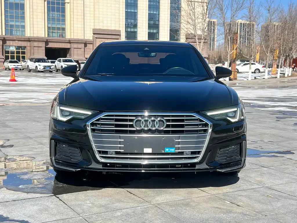 Audi A6L — фото 2