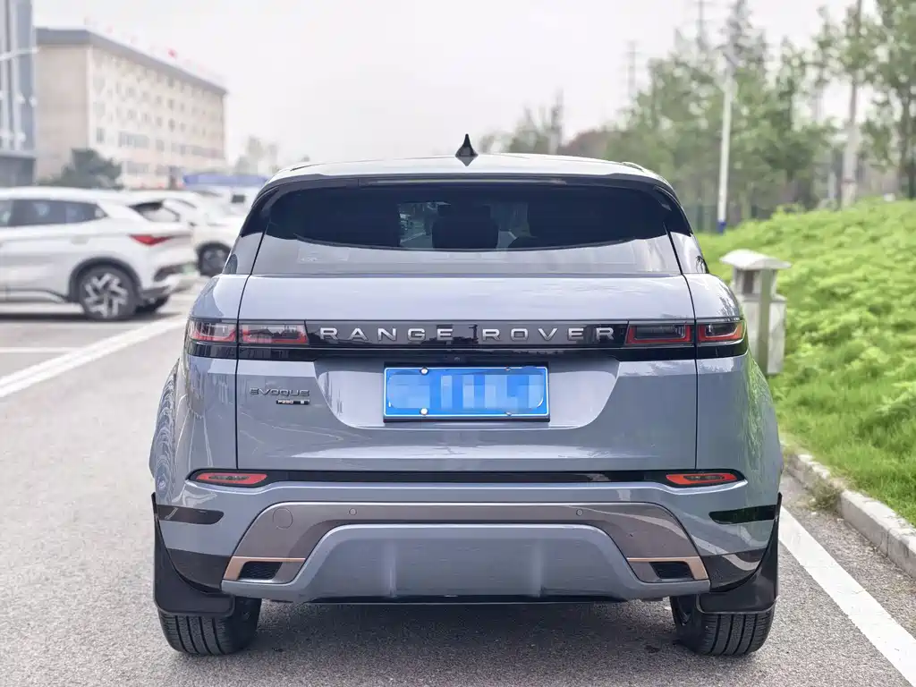 Land Rover Evoque — фото 13