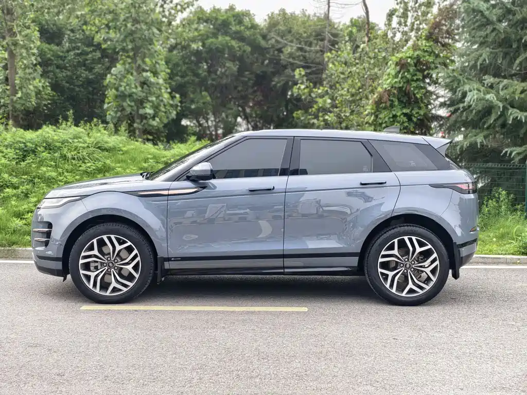 Land Rover Evoque — фото 14