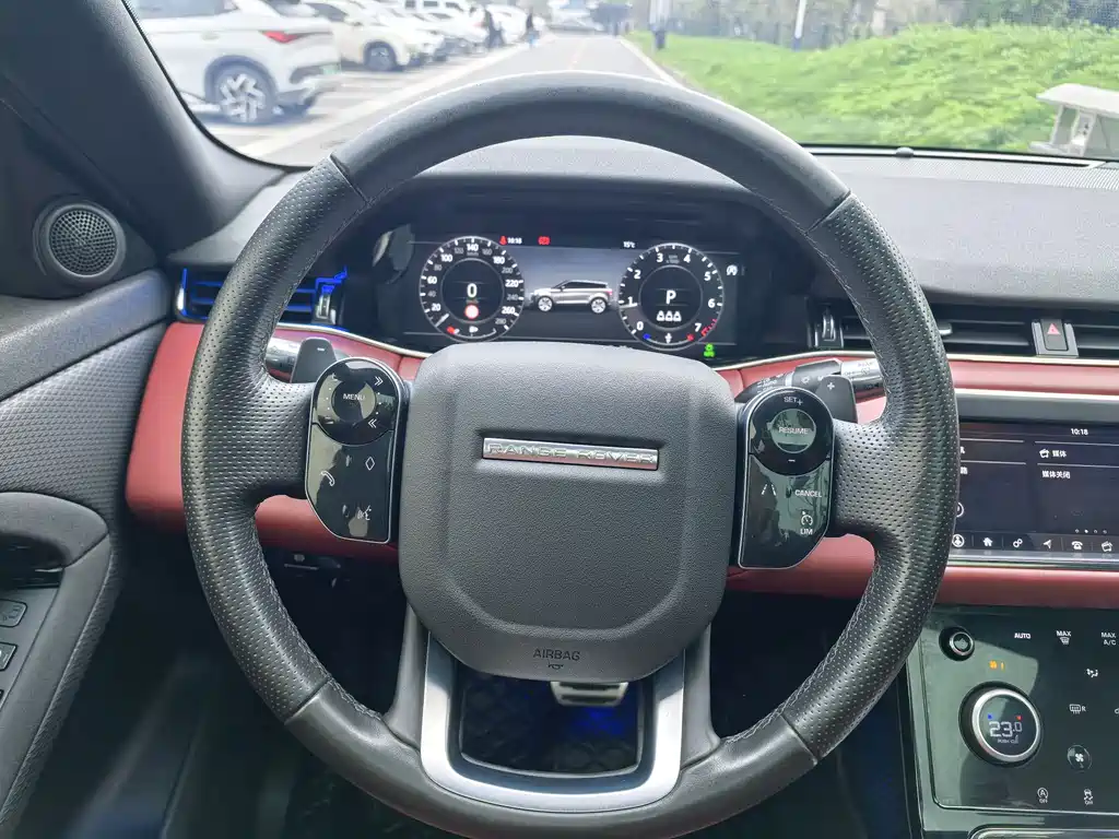 Land Rover Evoque — фото 4