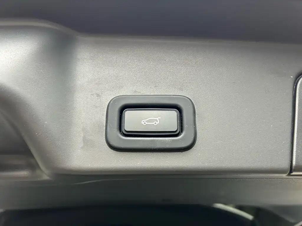 Land Rover Evoque — фото 11