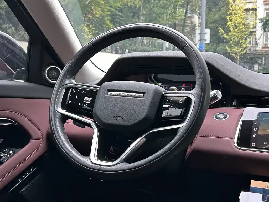 Land Rover Evoque — фото 20