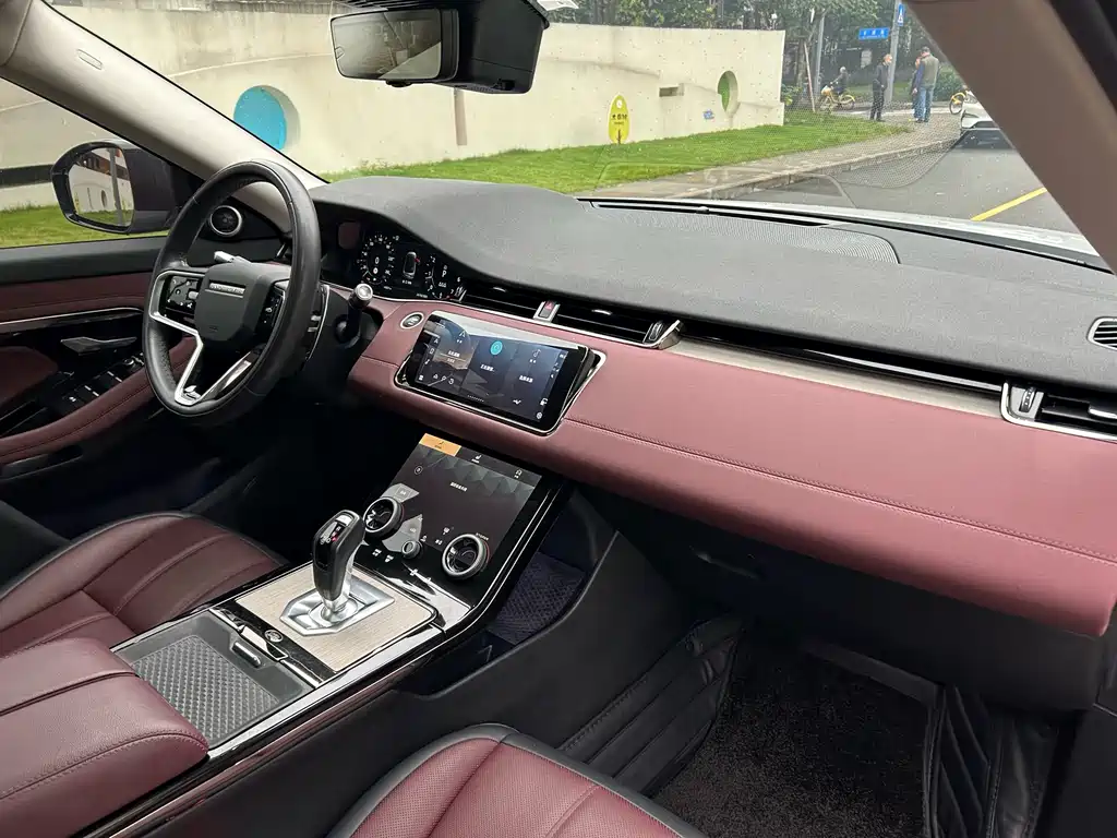 Land Rover Evoque — фото 22