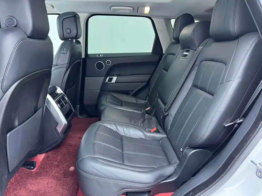 Land Rover Sport — фото 11