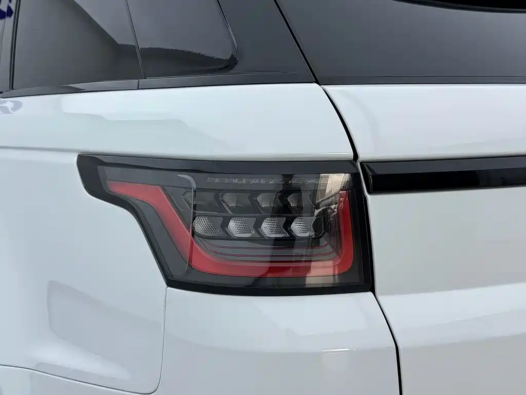 Land Rover Sport — фото 18