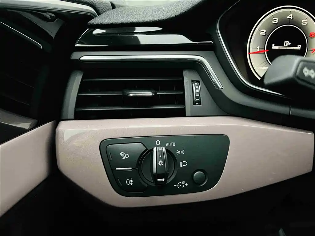 Audi A5 (Import) — фото 28