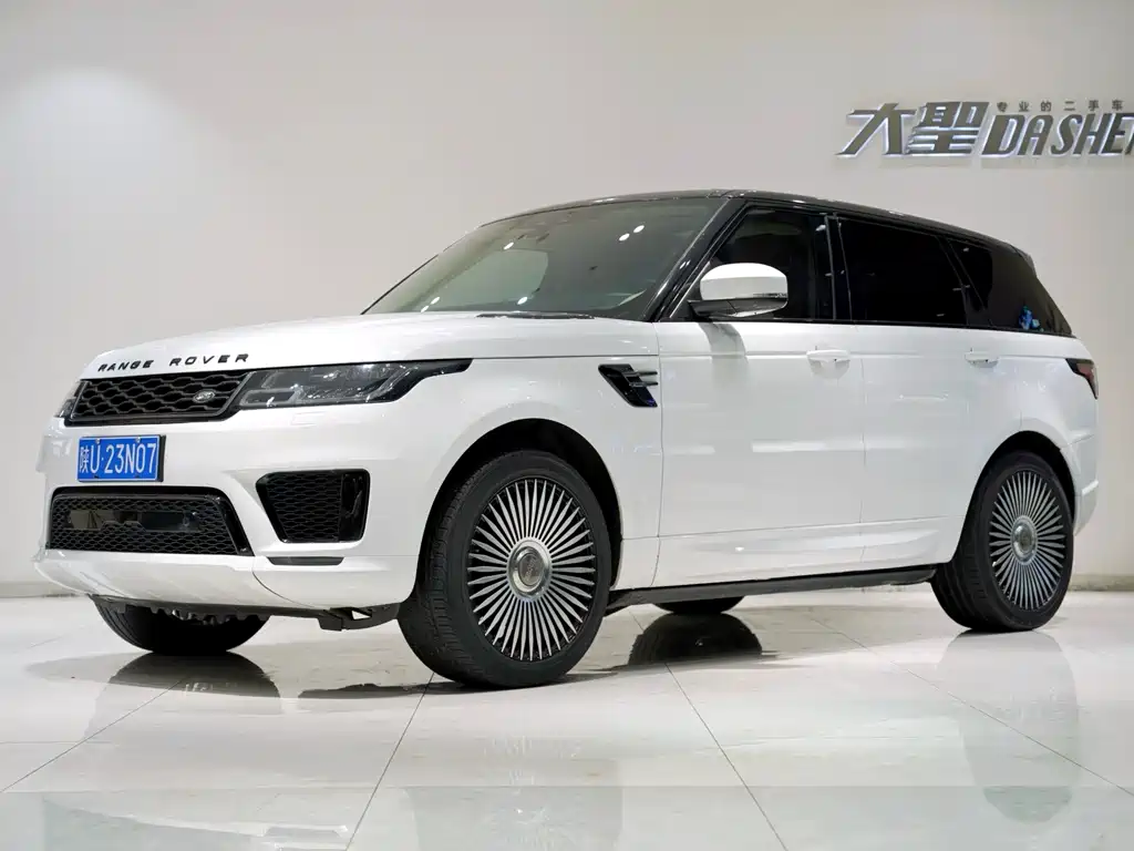 Land Rover Sport — фото 1