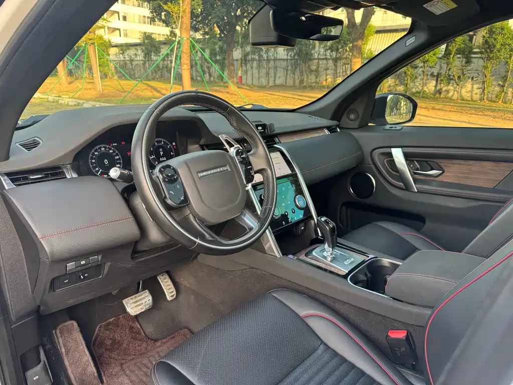 Land Rover Discovery Sport — фото 14