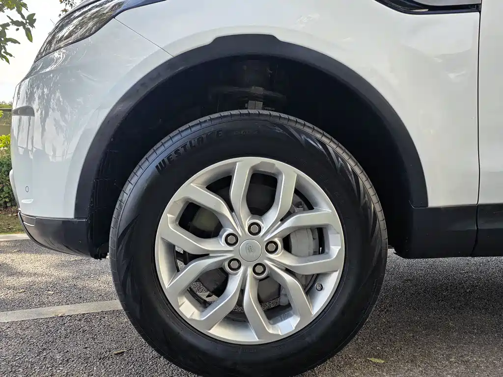 Land Rover Discovery — фото 14
