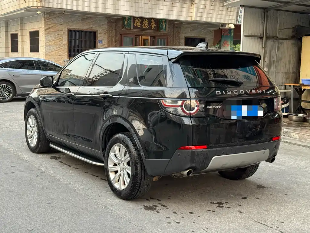 Land Rover Discovery Sport — фото 2
