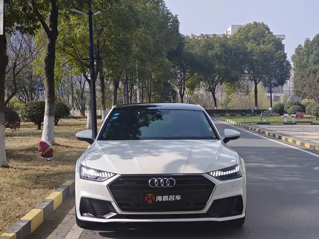 Audi A7 — фото 2