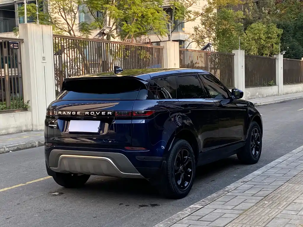 Land Rover Evoque — фото 16