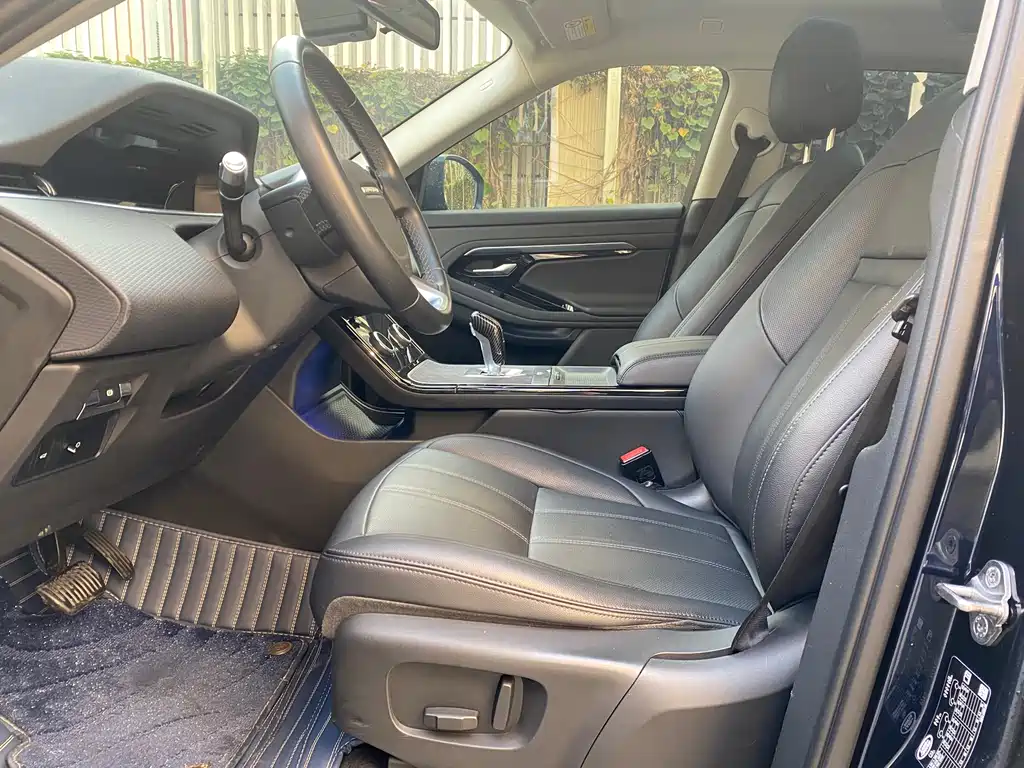 Land Rover Evoque — фото 8