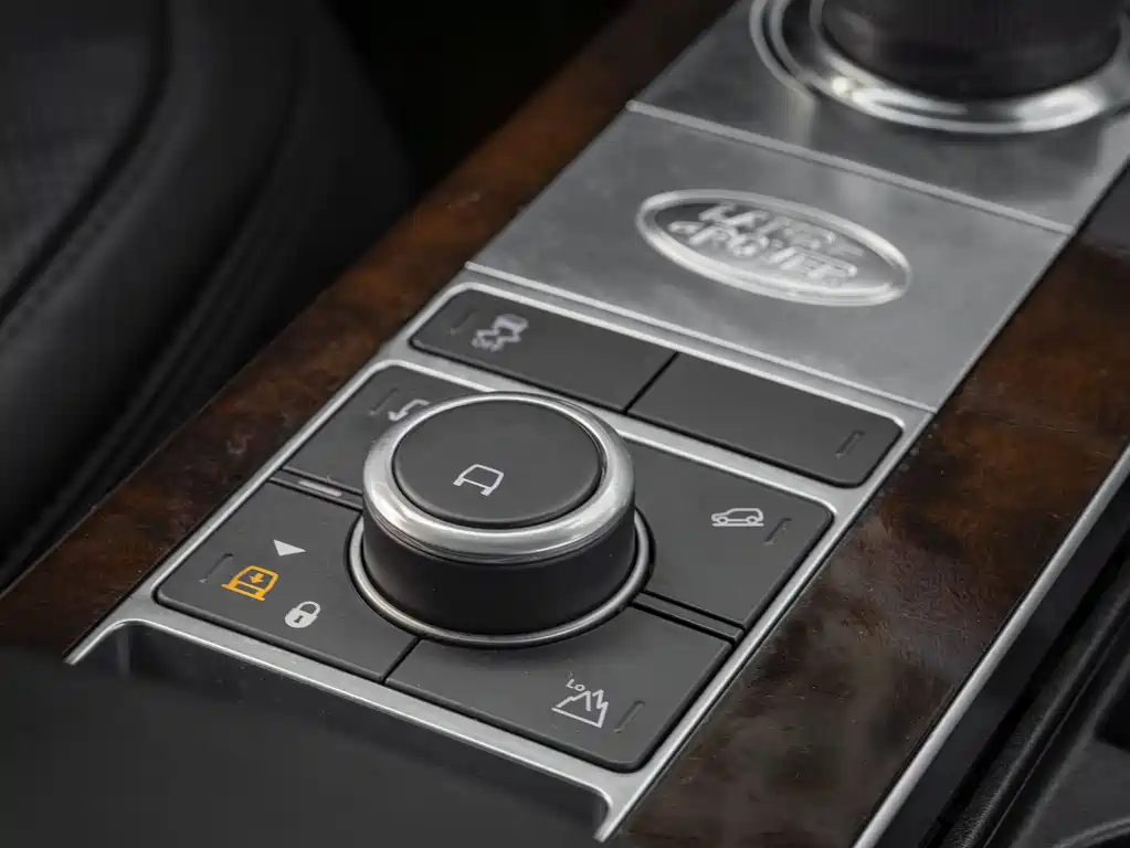 Land Rover Range Rover — фото 13