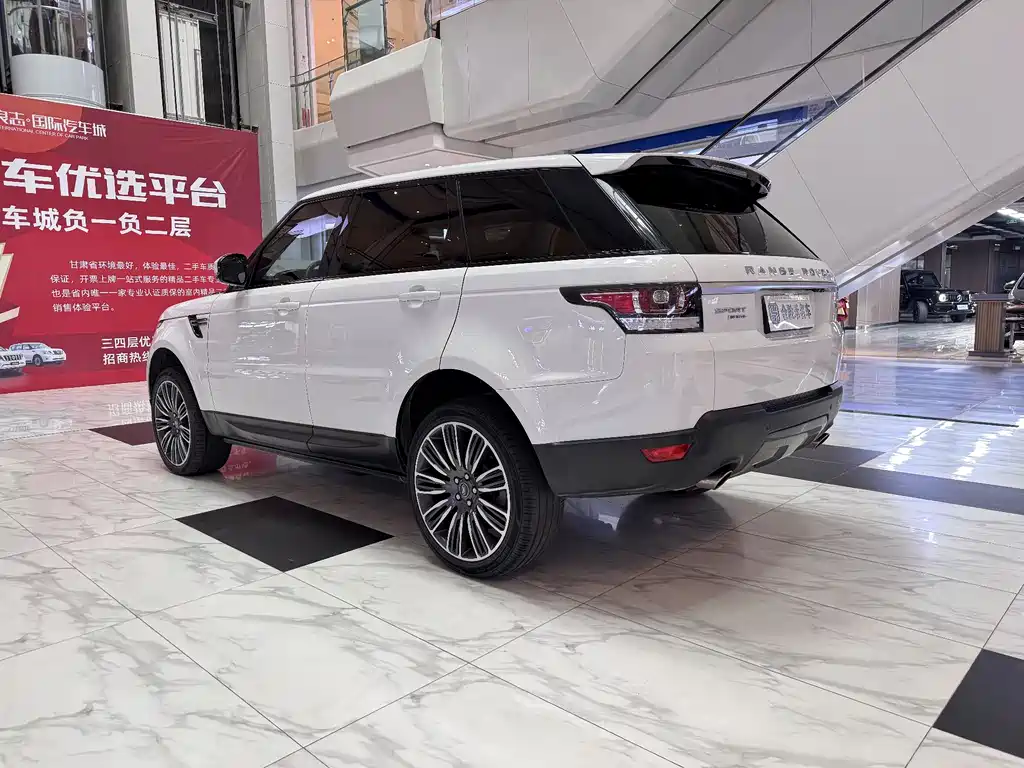 Land Rover Sport — фото 10
