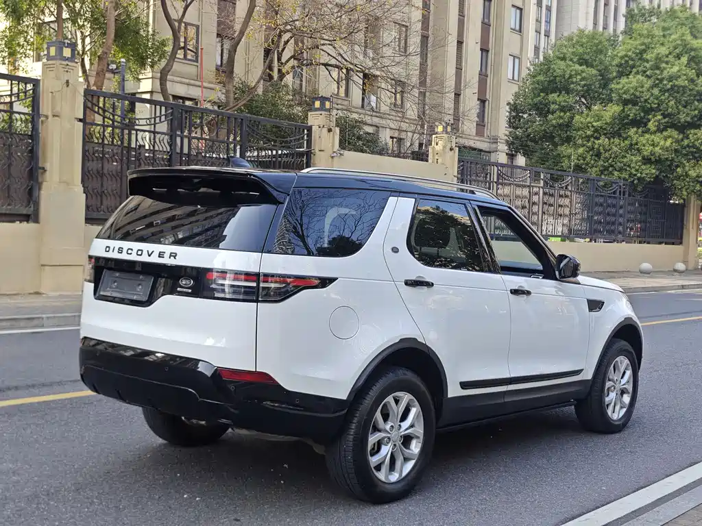 Land Rover Discovery — фото 11