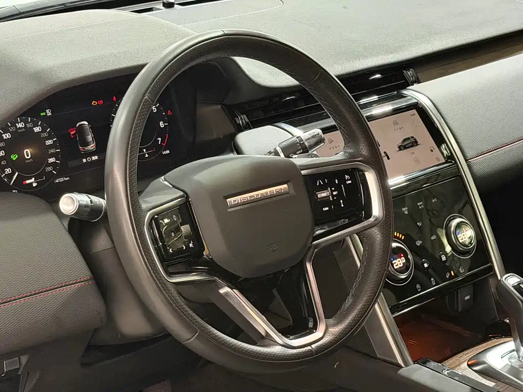 Land Rover Discovery Sport — фото 15