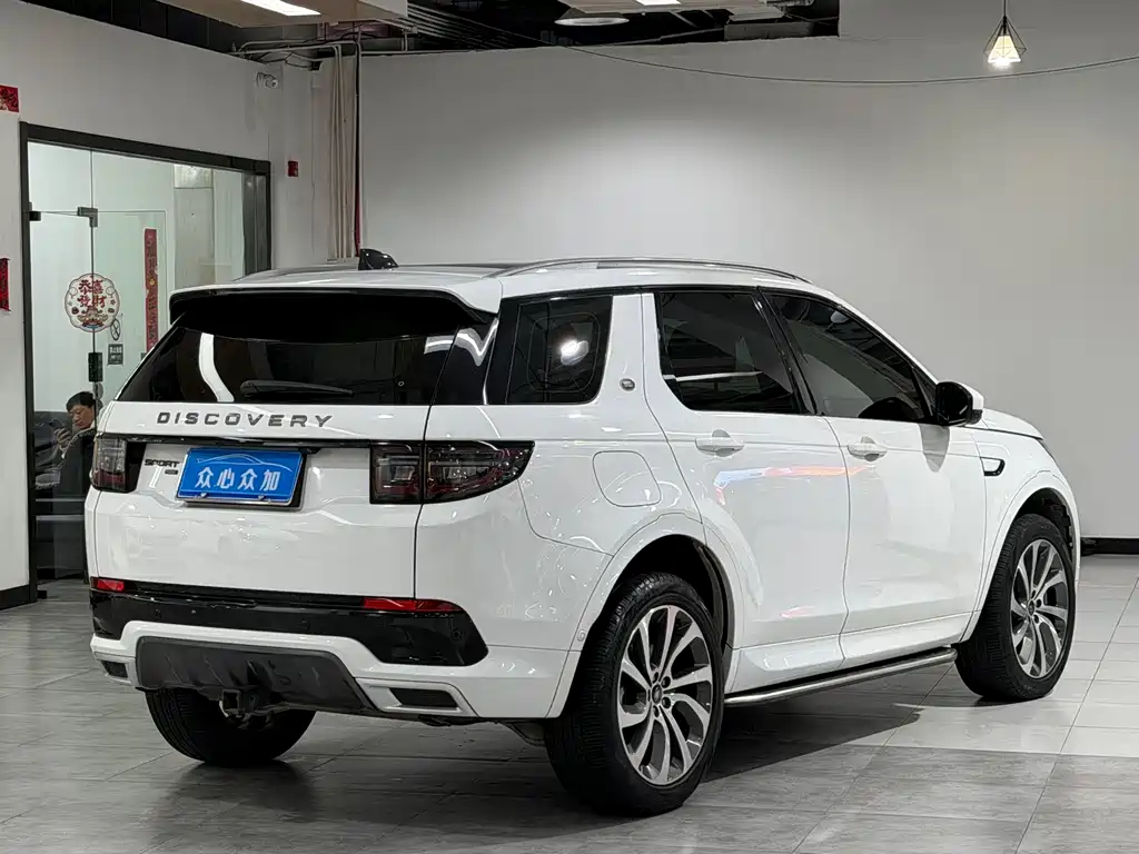Land Rover Discovery Sport — фото 6