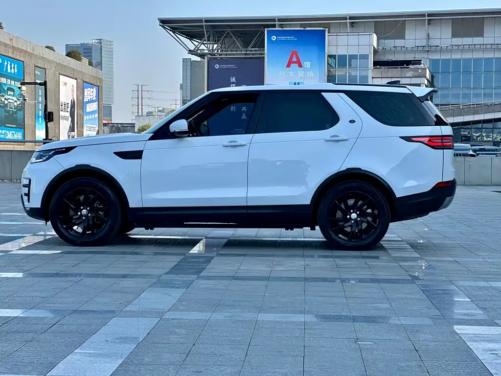 Land Rover Discovery — фото 14