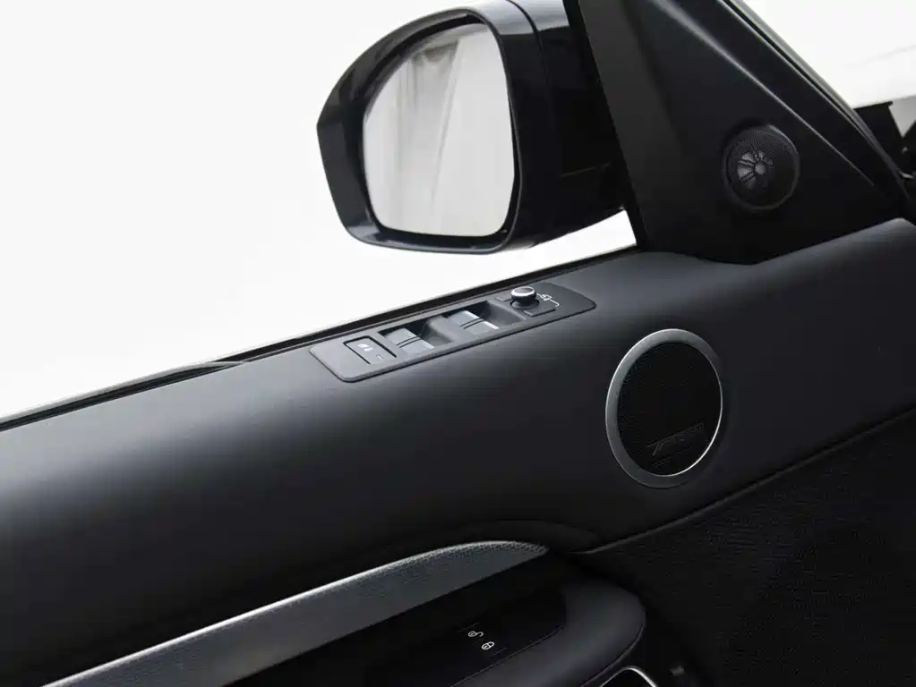 Land Rover Discovery — фото 10