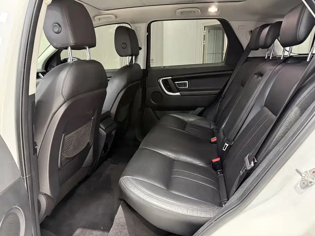 Land Rover Discovery Sport — фото 7