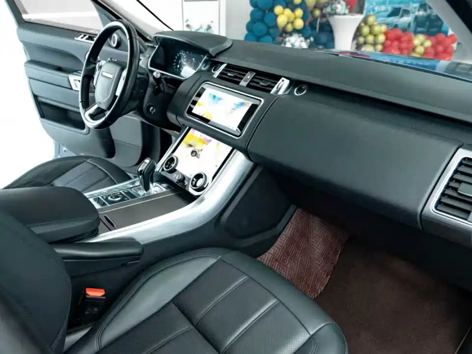 Land Rover Sport — фото 18